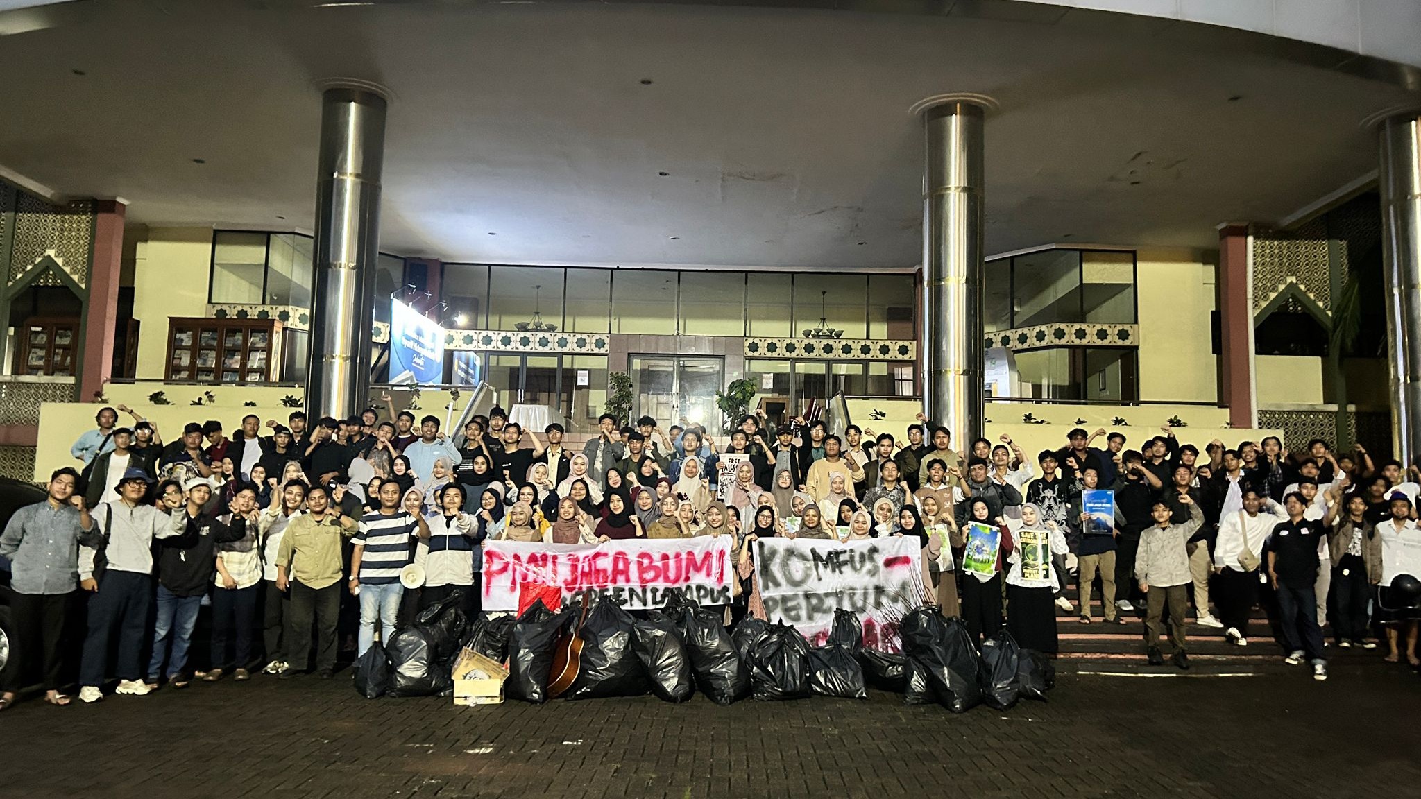 PMII Komfuspertum Gencarkan Gerakan Hijau di Kampus UIN Syarif Hidayatullah Jakarta